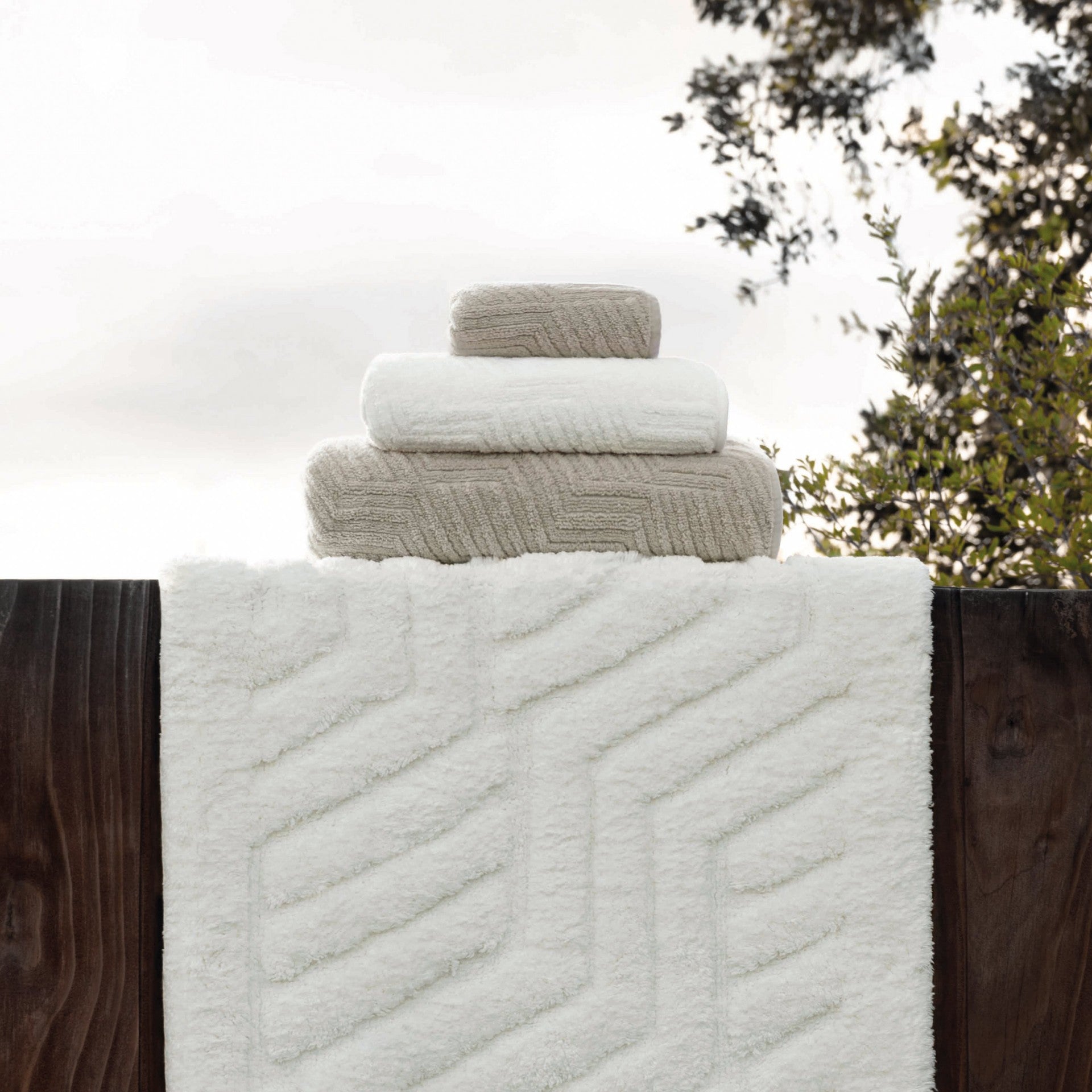 VILLARI BATH RUG