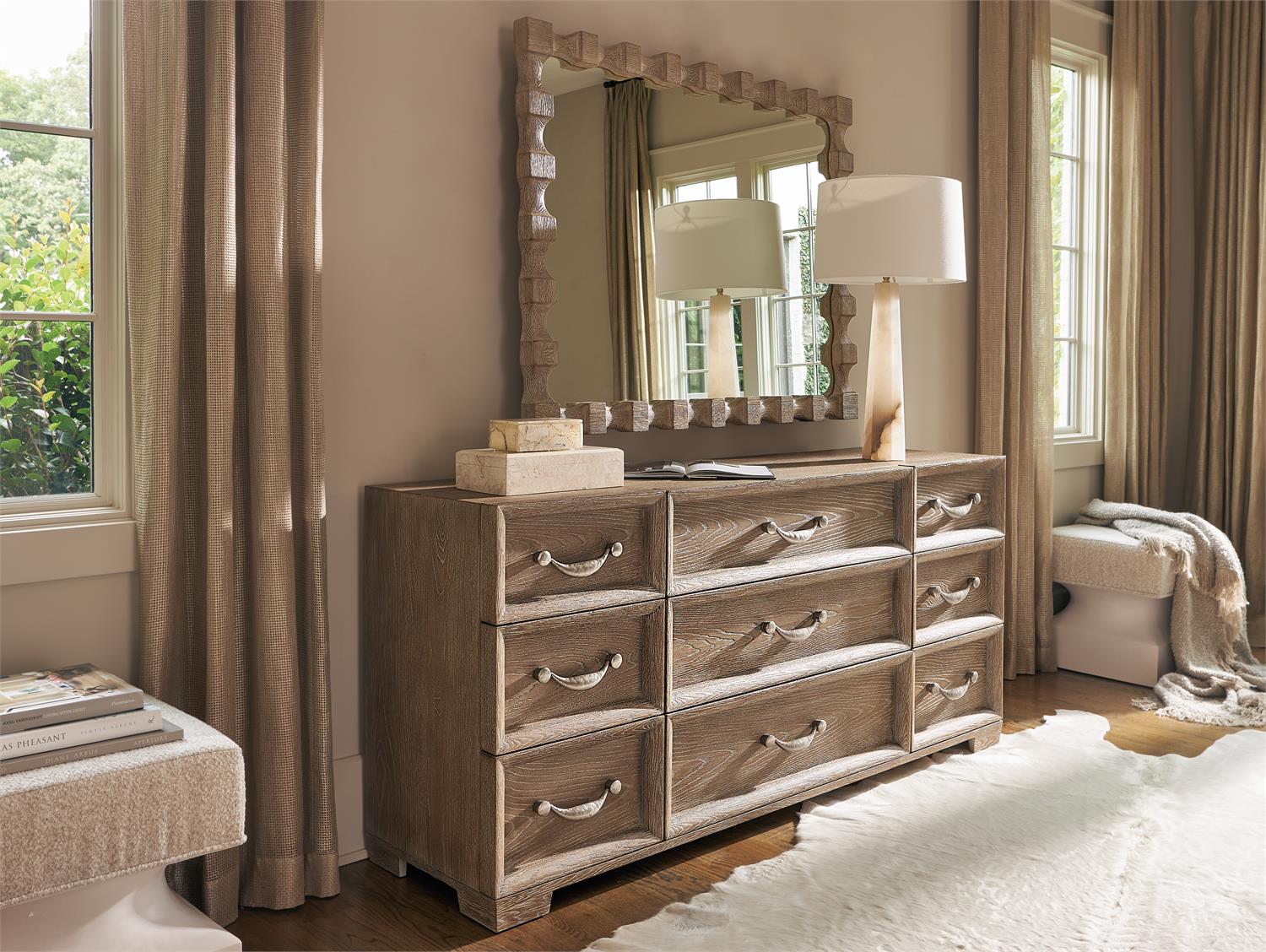 AVENTURA DRESSER