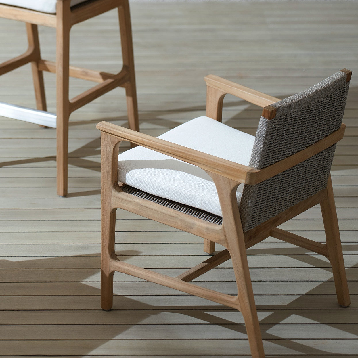 DELMAR OUTDOOR ARM CHAIR